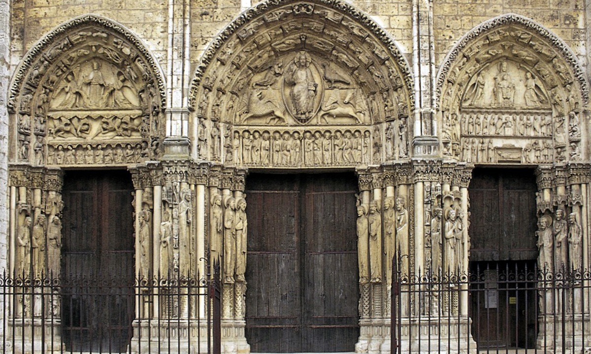 1x Royal Portal, West Facade. Chartres Cathedral. Chartres FRANCE. ca 1145-55